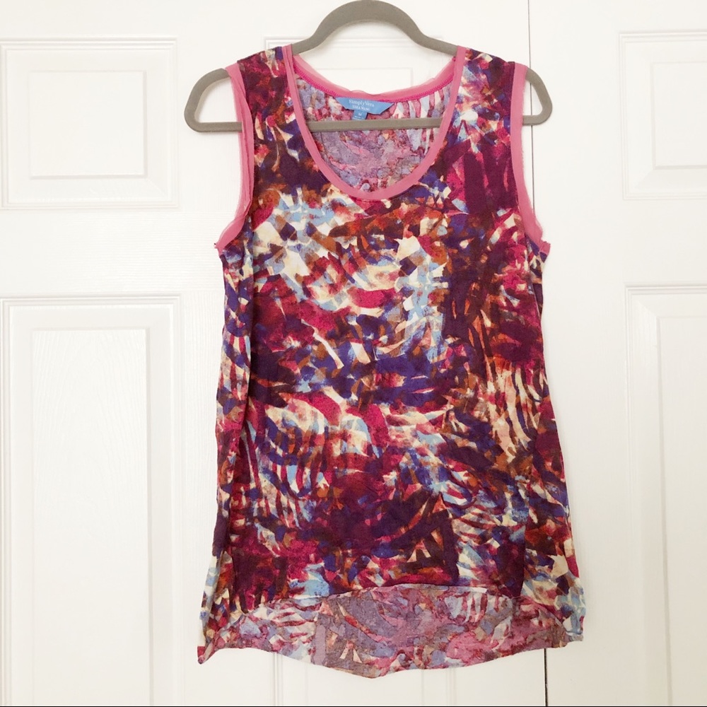 Simply vera Vera wang top size medium gently used